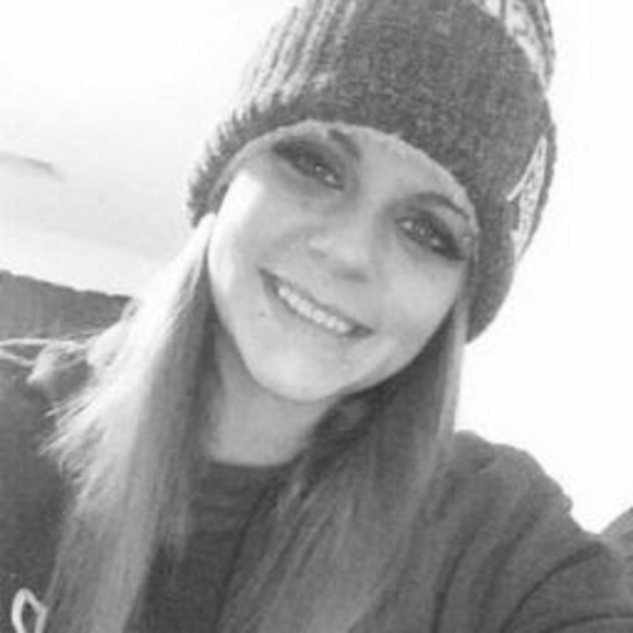 Meet your Posher, Jacquelyn - Picture 1 of 1